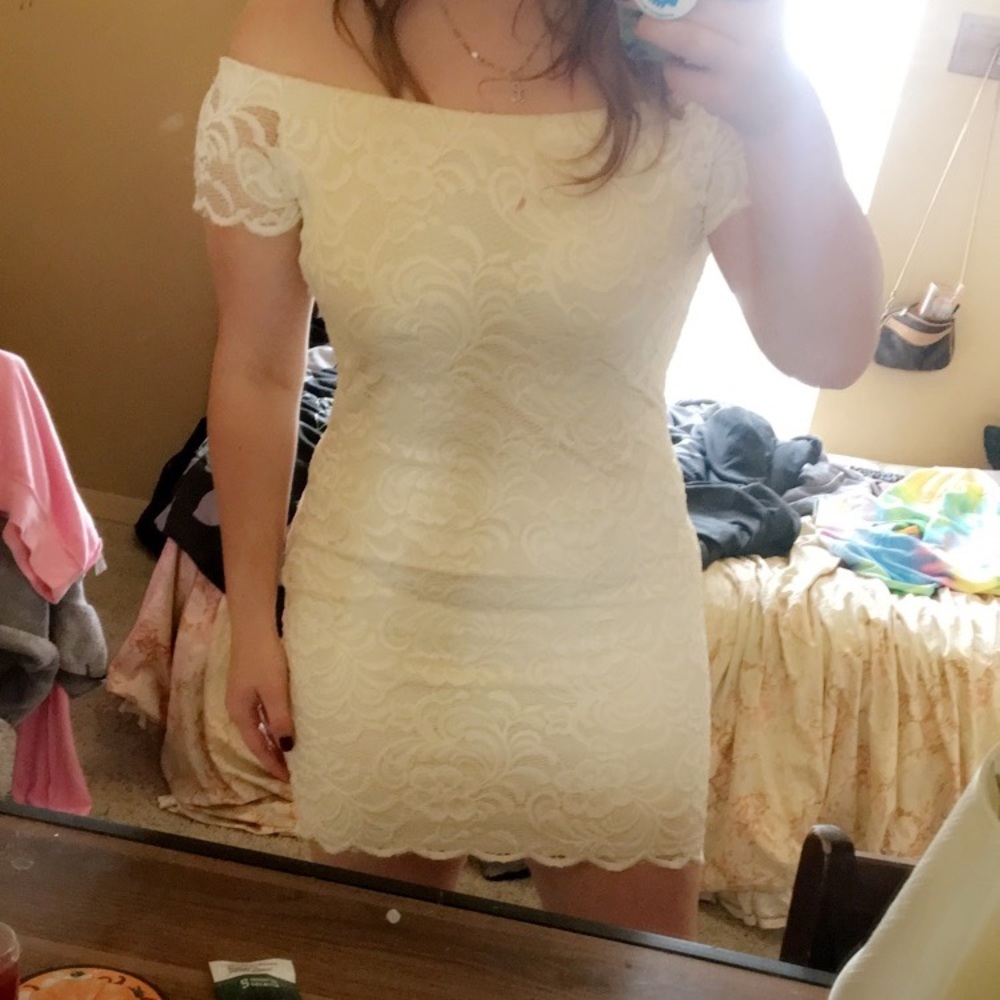 White lace dress!